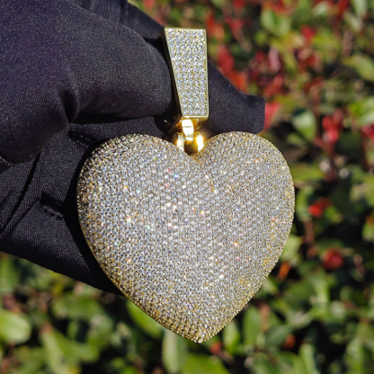 Moissanite Hip Hop Full Diamond Heart Pendant