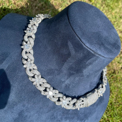 15mm Moissanite Hip Hop Diamond Flowers Sparkle Cuban Chain