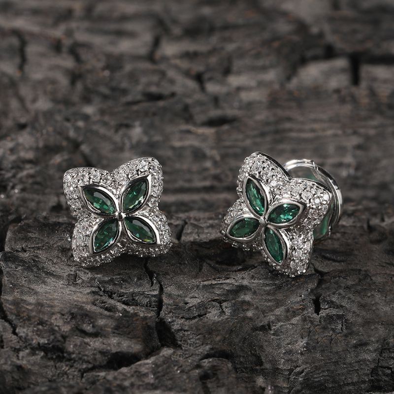 Moissanite Inlaid Gemstone Four-leaf Clover Lucky Earrings