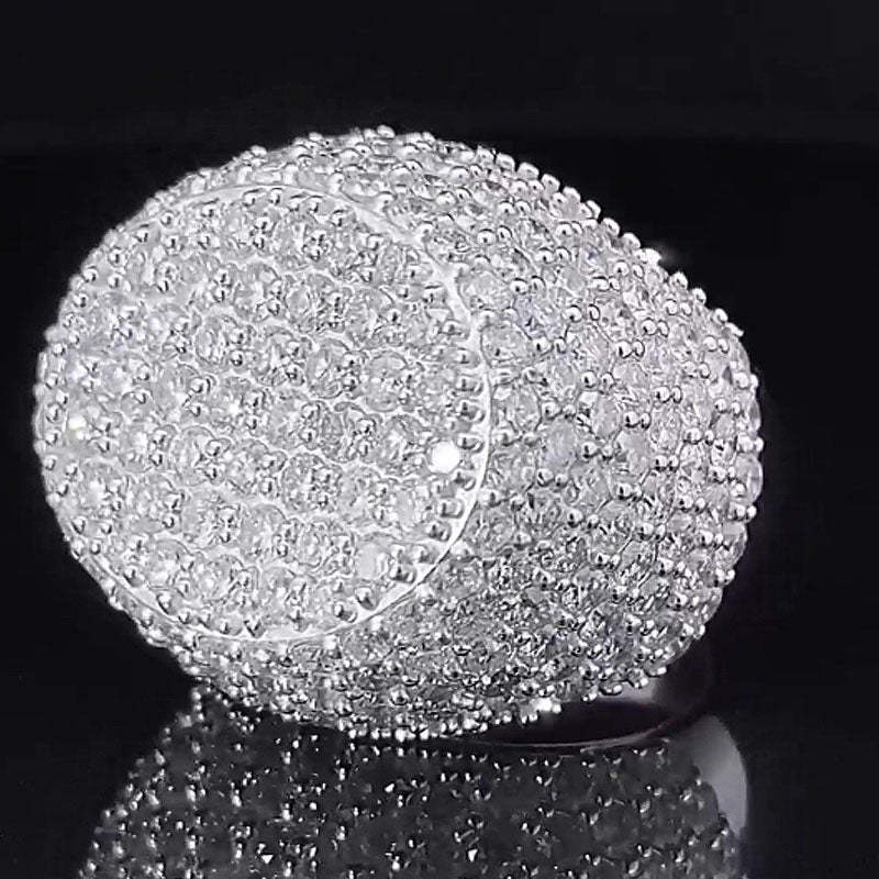 Moissanite Three-dimensional Oval Diamond Ring