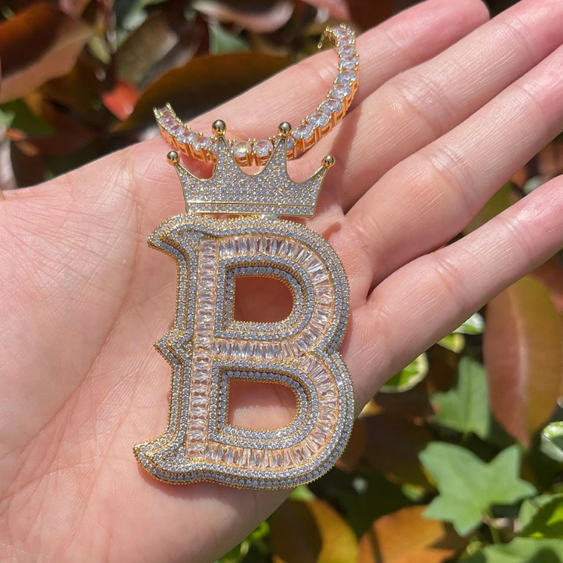 Moissanite Crown Button Arc Art Letter Pendant