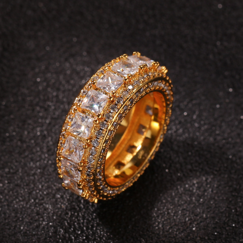 Moissanite Luxury Sparkling Square Zirconium Round Diamond Ring