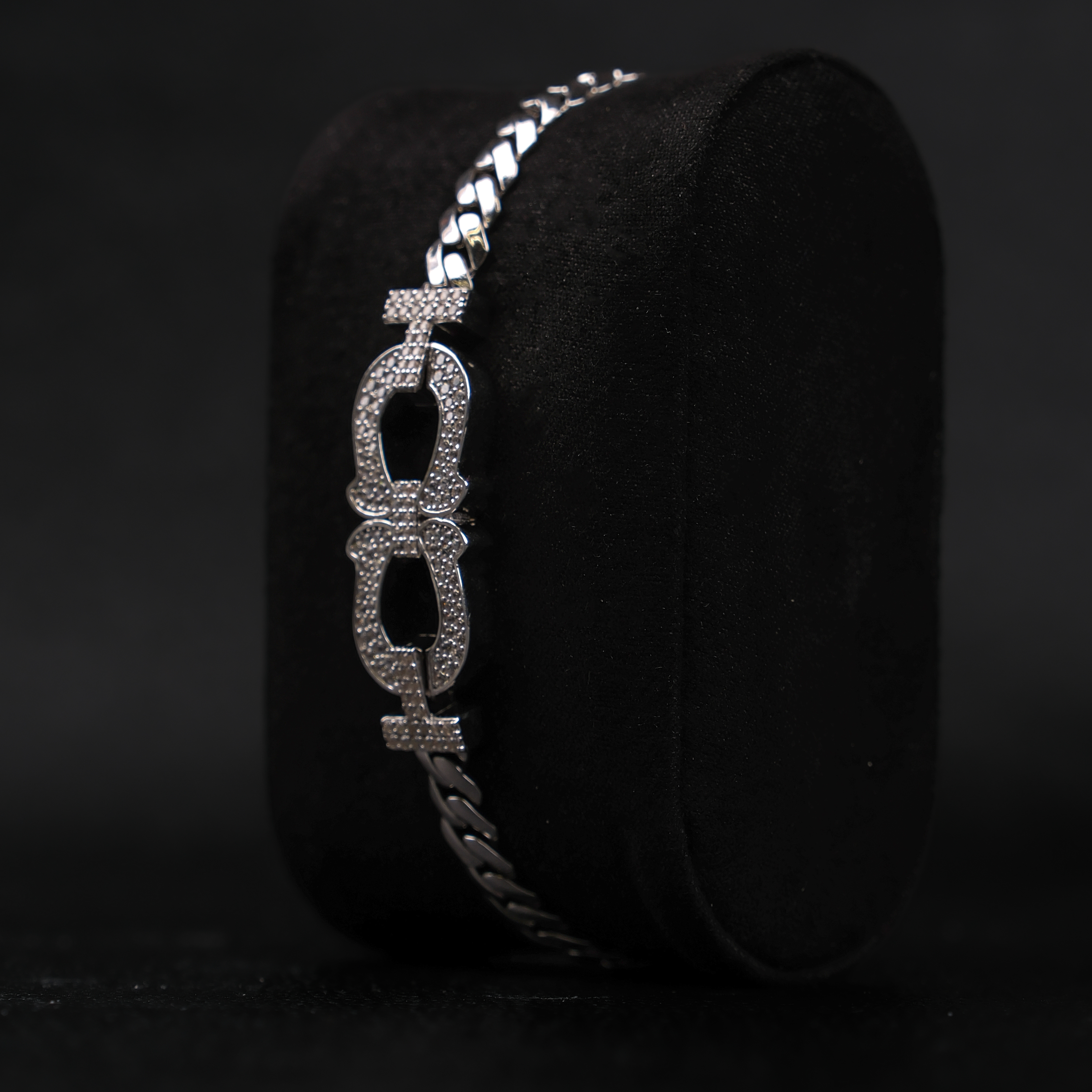 Moissanite Horseshoe Buckle Bracelet