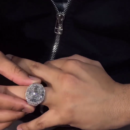 Asche Cut Premium Sparkling Moissanite Ring