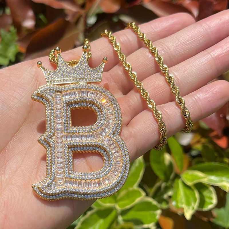 Moissanite Crown Button Arc Art Letter Pendant