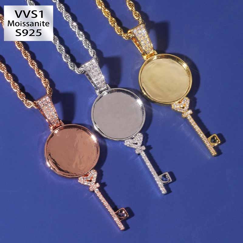 Moissanite Key Round Photo Custom Pendant