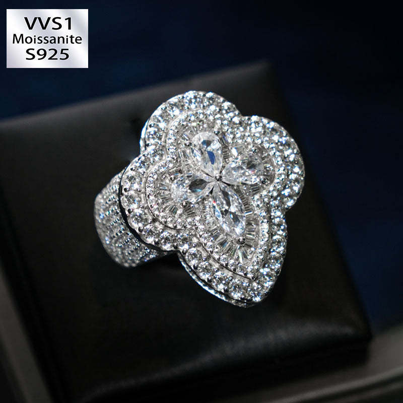 Moissanite Luxury Shaped Four-Leaf Clover Ring