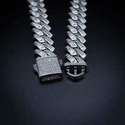 Moissanite Baguette Cuban Link Chain (18mm) in White Gold