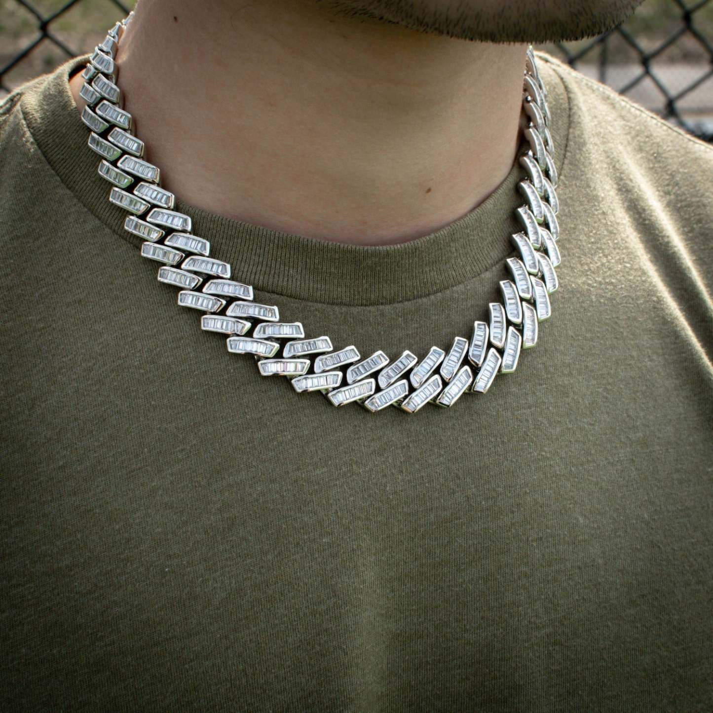 Moissanite Baguette Cuban Link Chain (18mm) in White Gold