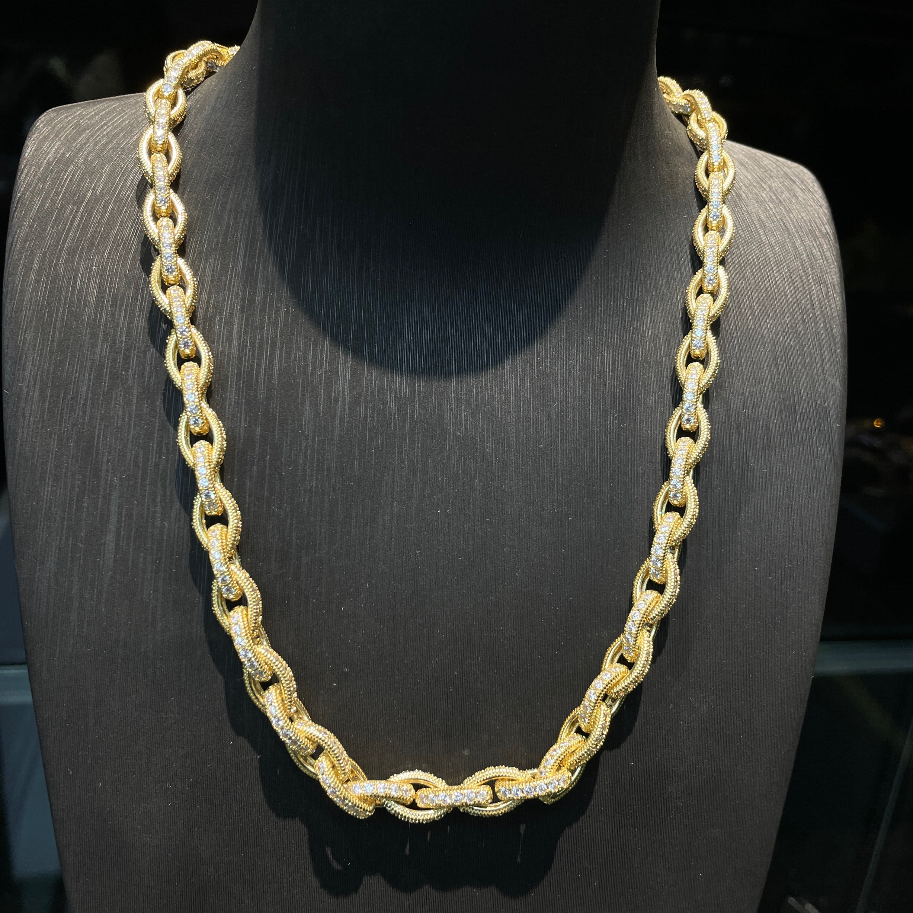 5mm Moissanite Cross Chain O-Link Necklace