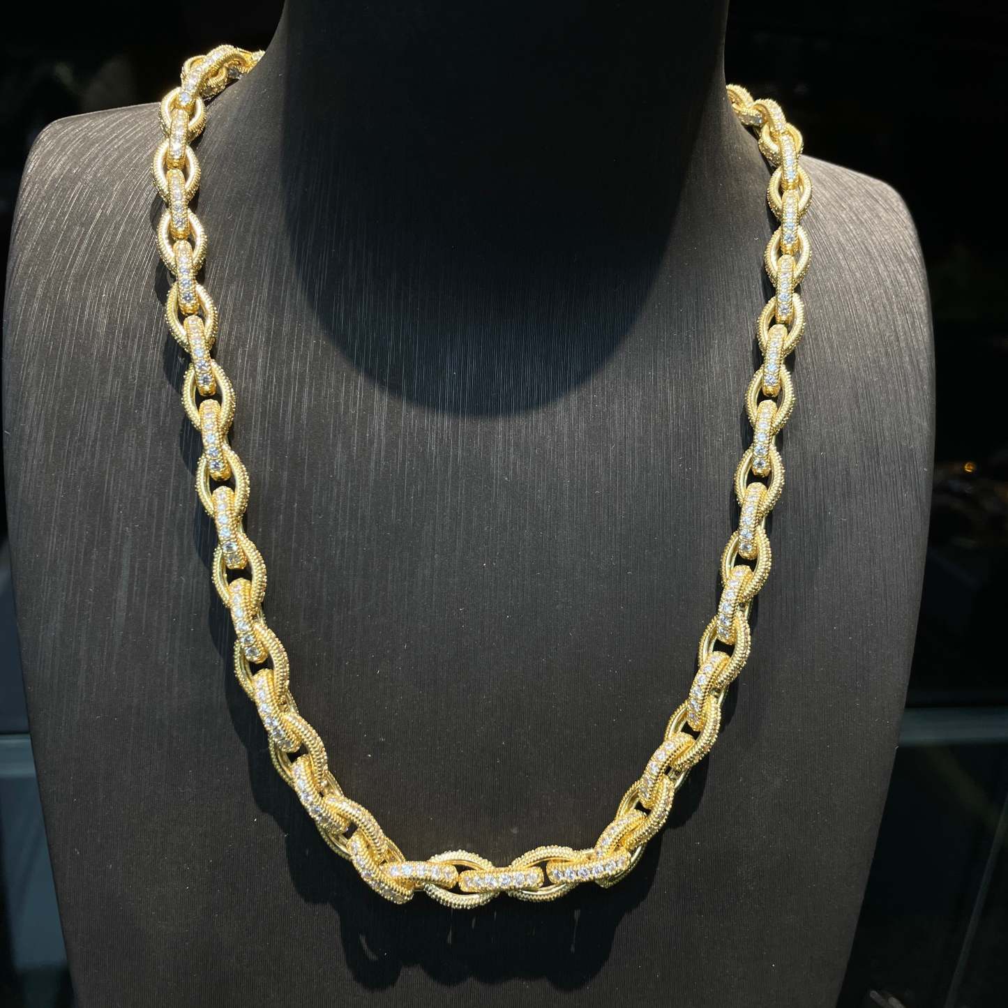 5mm Moissanite Cross Chain O-Link Necklace