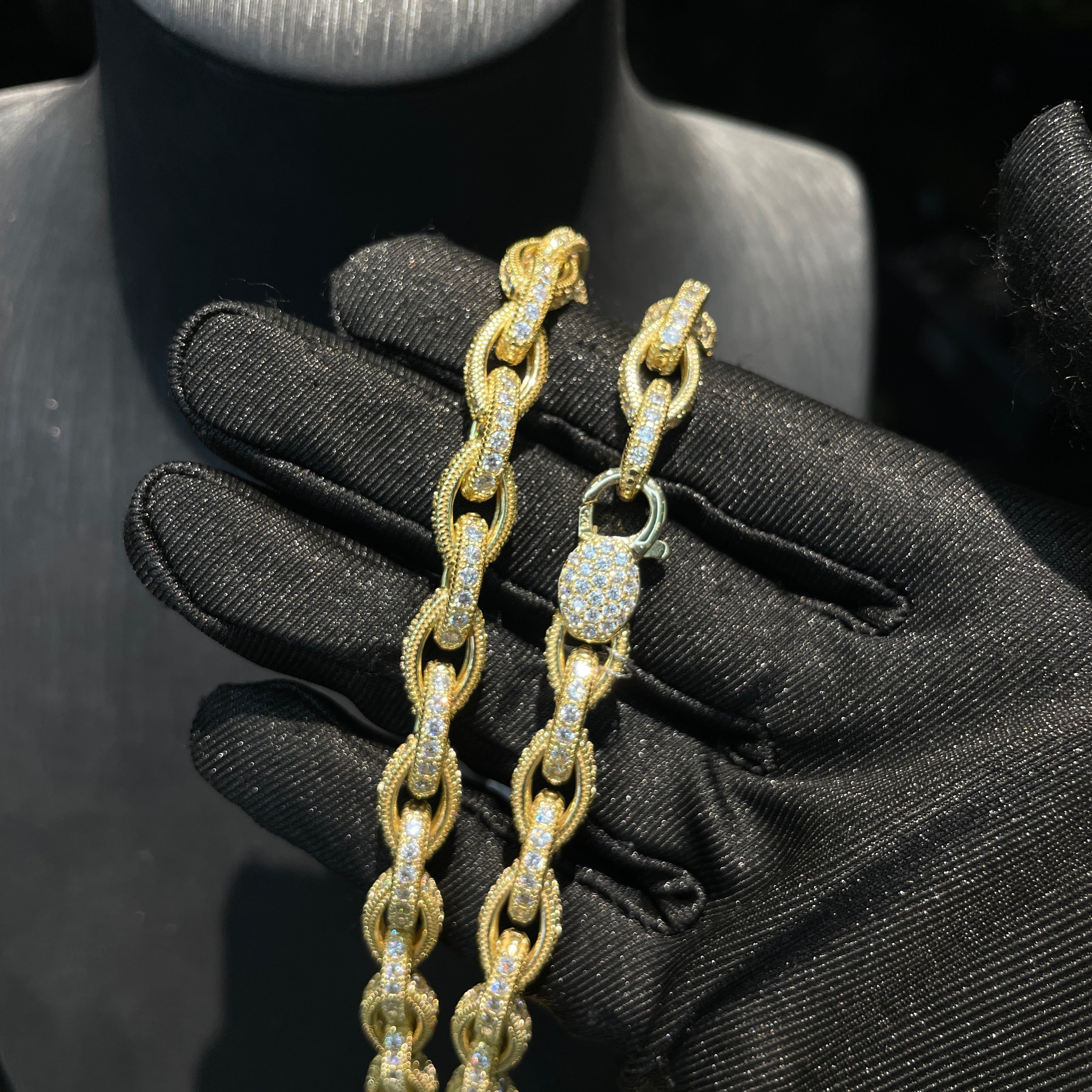 5mm Moissanite Cross Chain O-Link Necklace