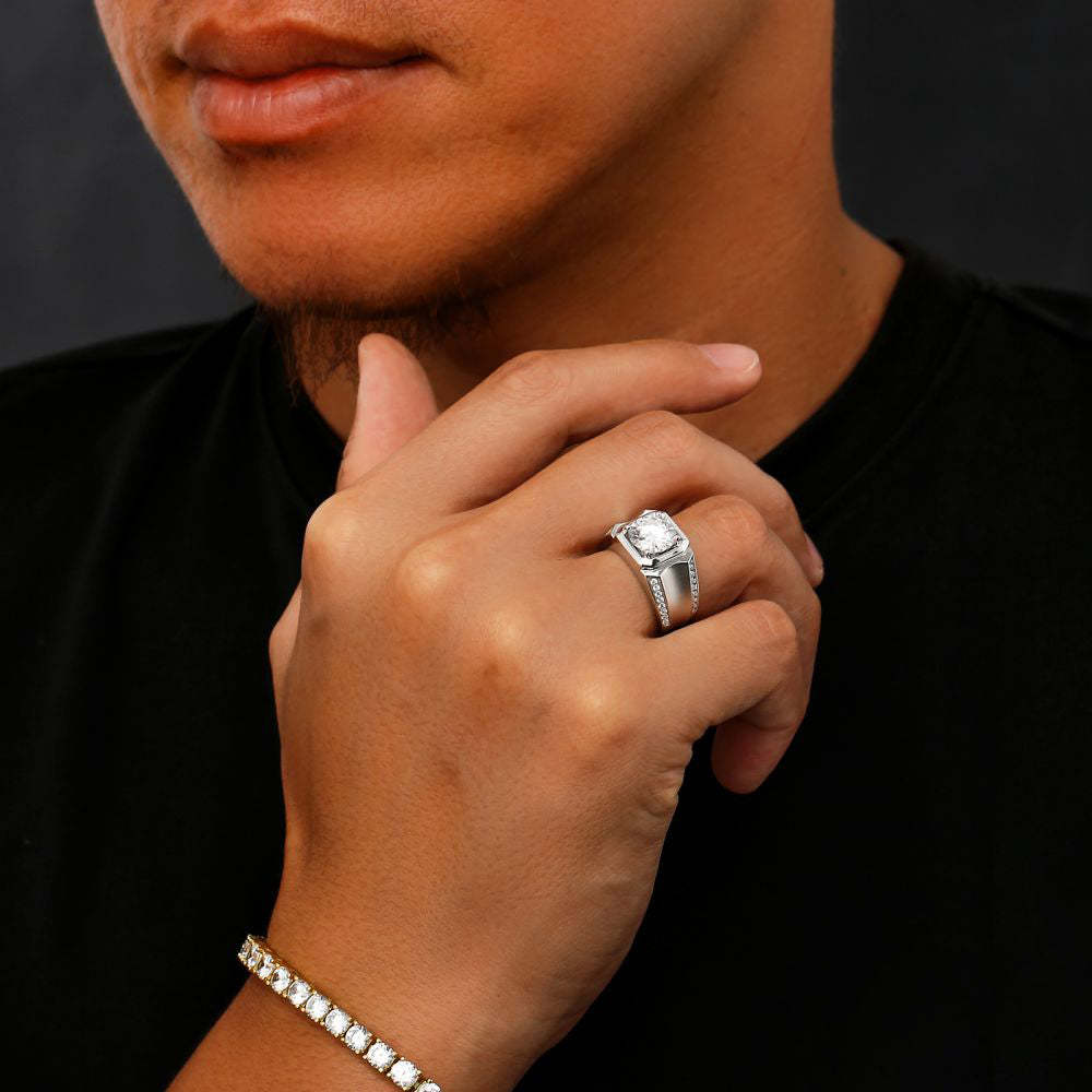 1.0 Carats VVS1 Moissanite Men Ring