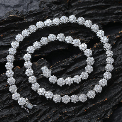 Quincunx Clustered Necklace in Rose Gold