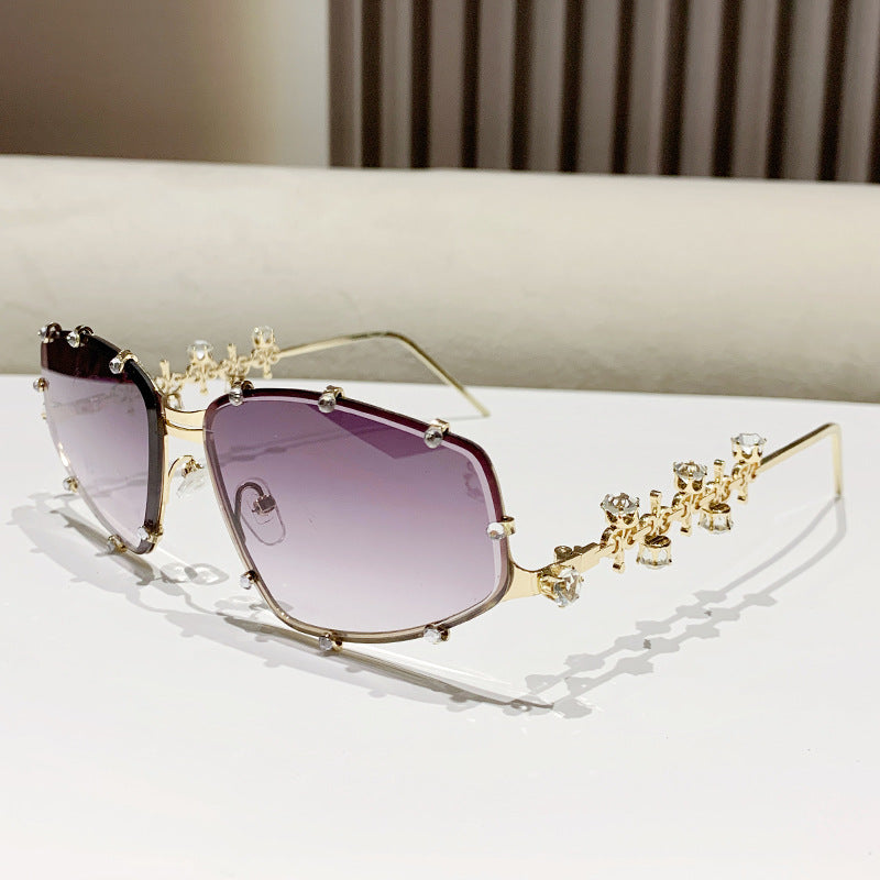 Diamond-studded Luxury Sunglasses