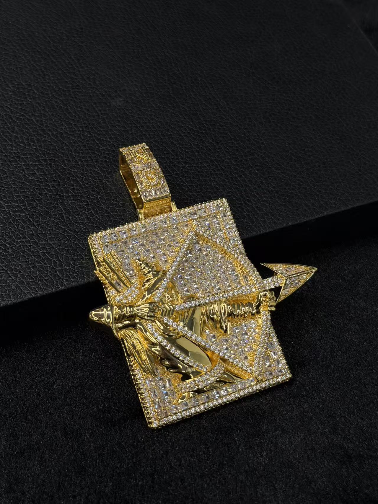 S925 Moissanite Assassin Pendant Set