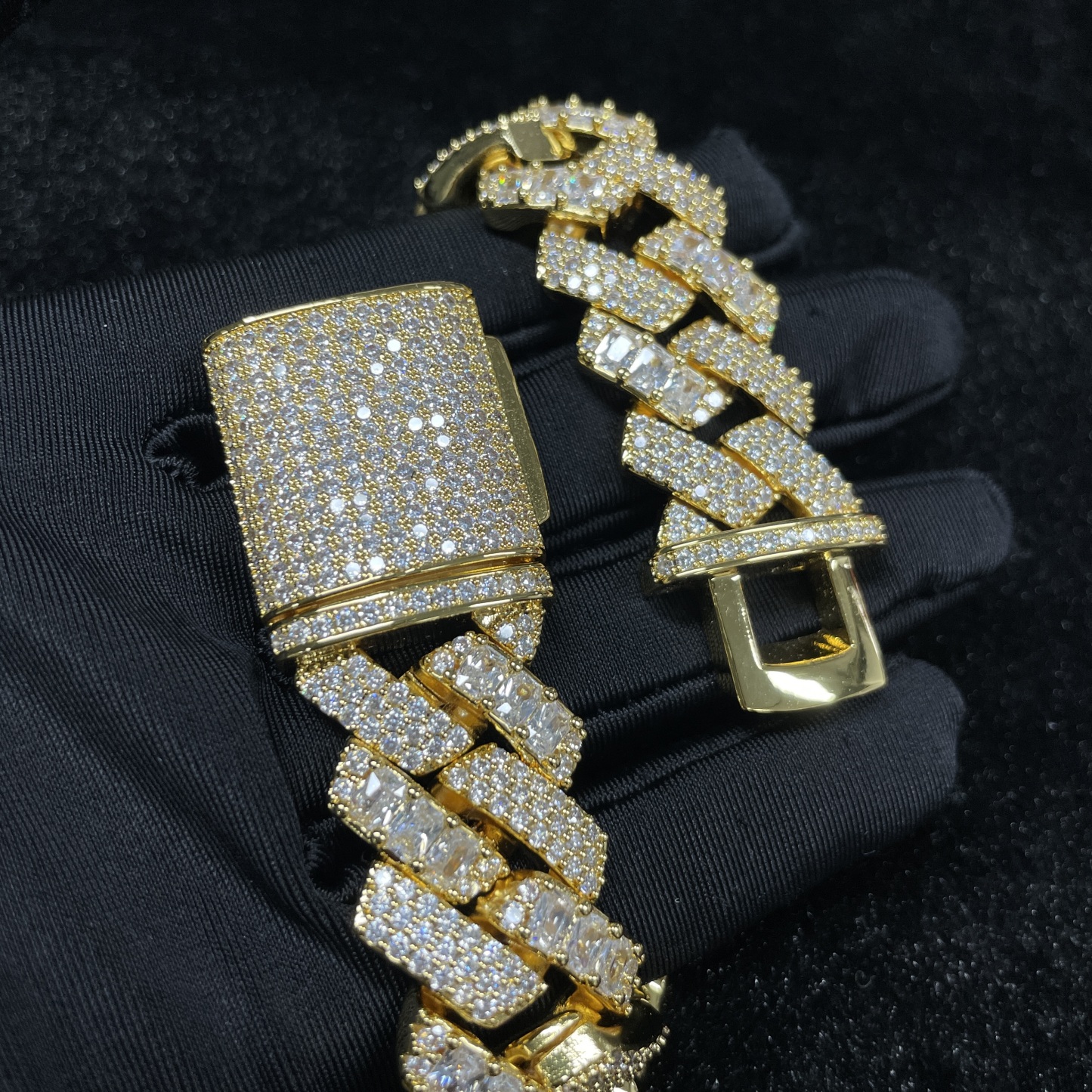 20mm Moissanite Personalized New Cuban Bracelet