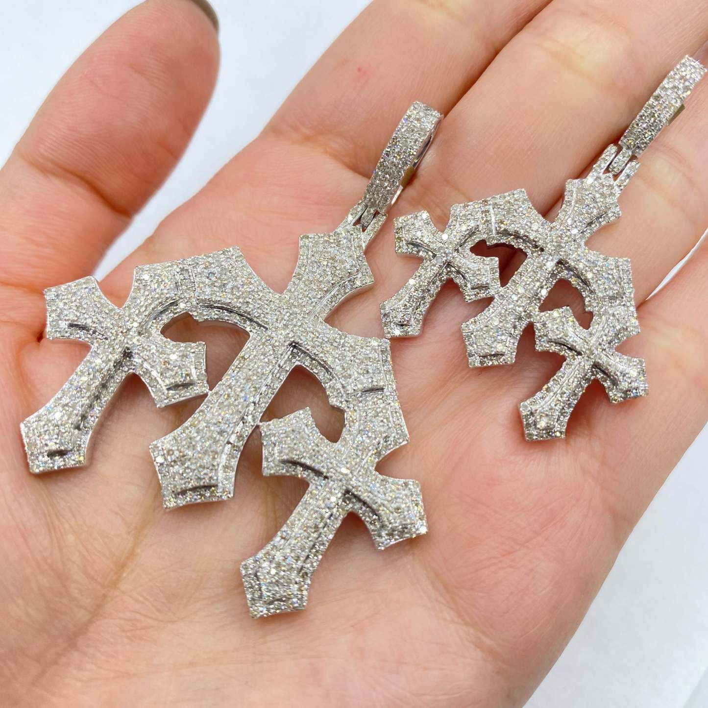 Cross Moissanite Diamond Pendant Set