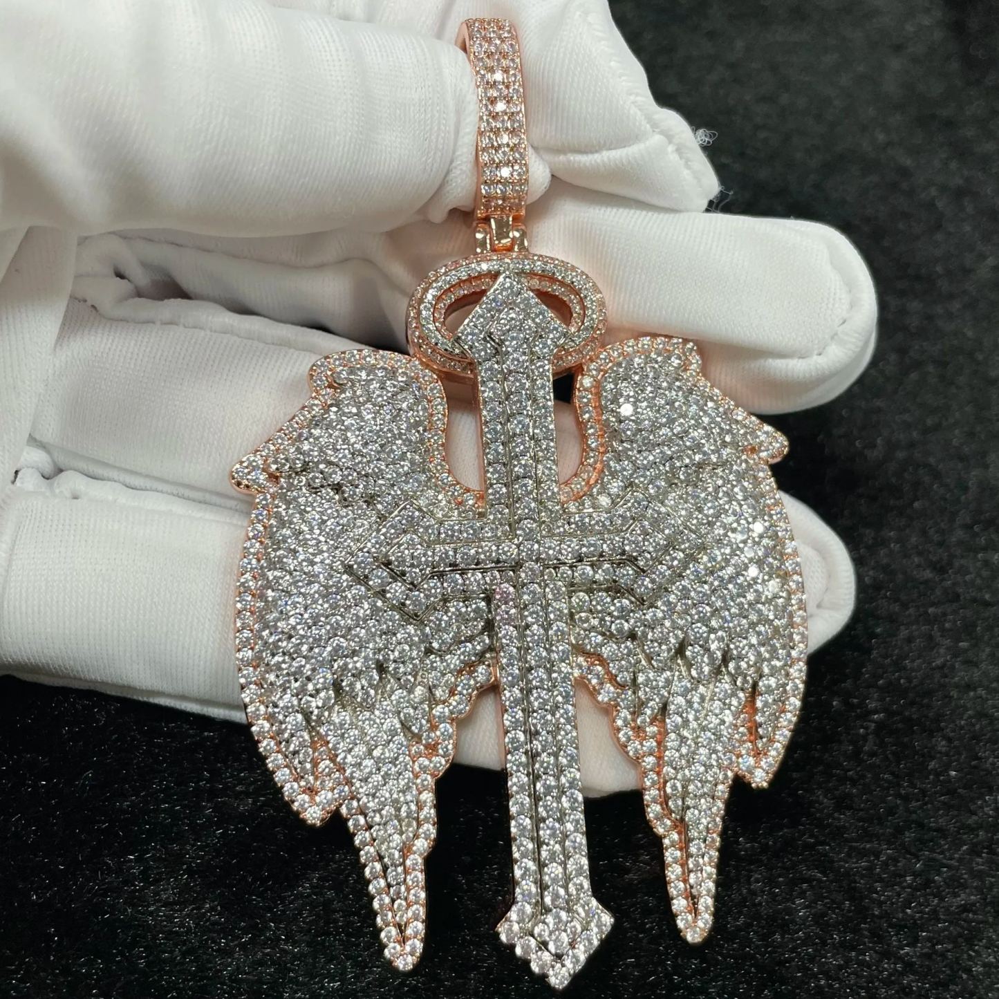 （In Stock）S925 Moissanite Cross Wings Pendant