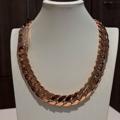 20mm Moissanite Custom Letter Buckle Cuban Chain