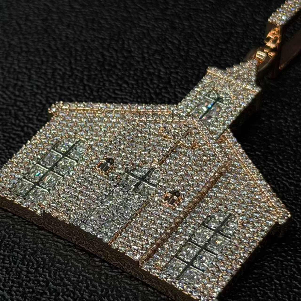 S925 Moissanite Cross Church Pendant