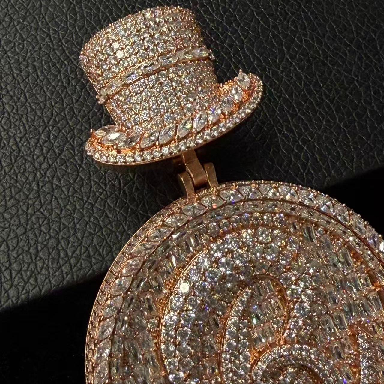 Gentleman's hat Runtz Letter Moissanite Pendant