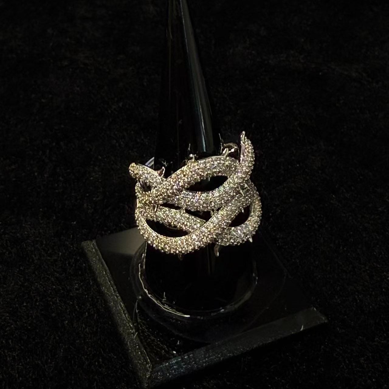 Thorns Design Moissanite New Ring