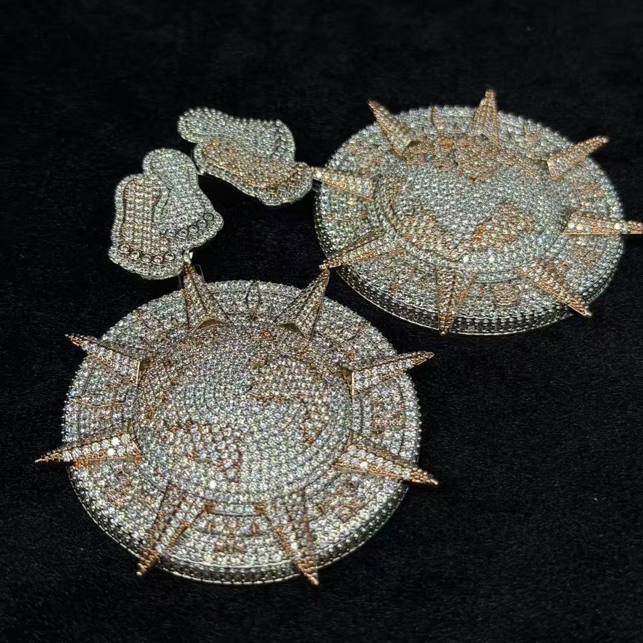 S925 Moissanite Footprint Earth Pendant