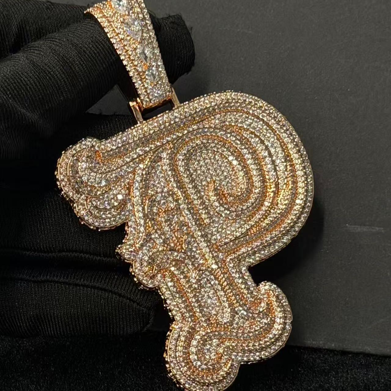 S925 Moissanite Vintage Letter P Pendant