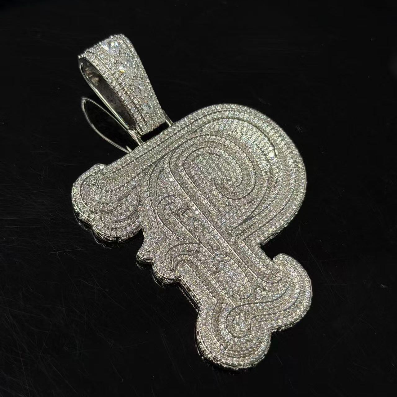 S925 Moissanite Vintage Letter P Pendant