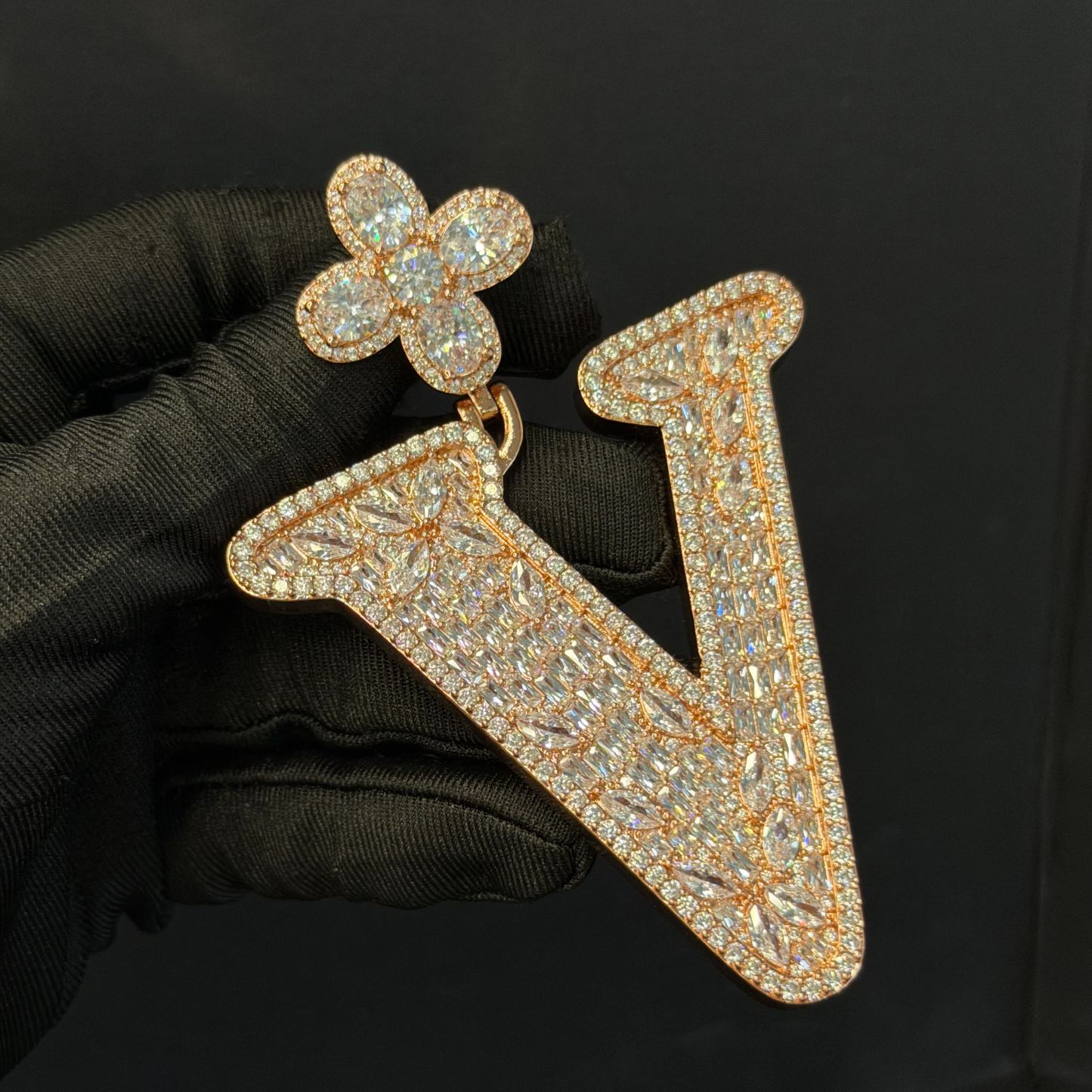 Design Letter V Marquise Shape Moissanite Pendant