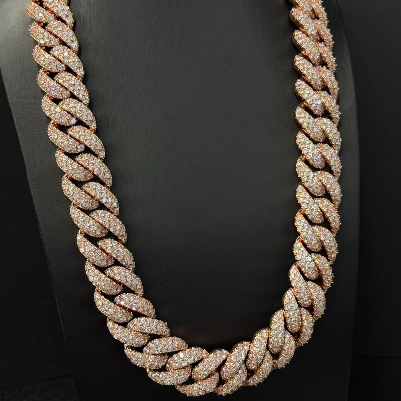 22mm Round and Carre Cut Moissanite Cuban Chain