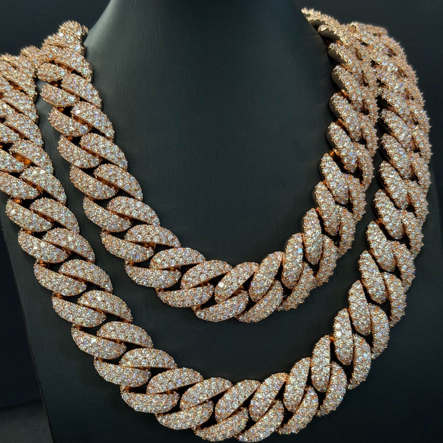 22mm Round and Carre Cut Moissanite Cuban Chain