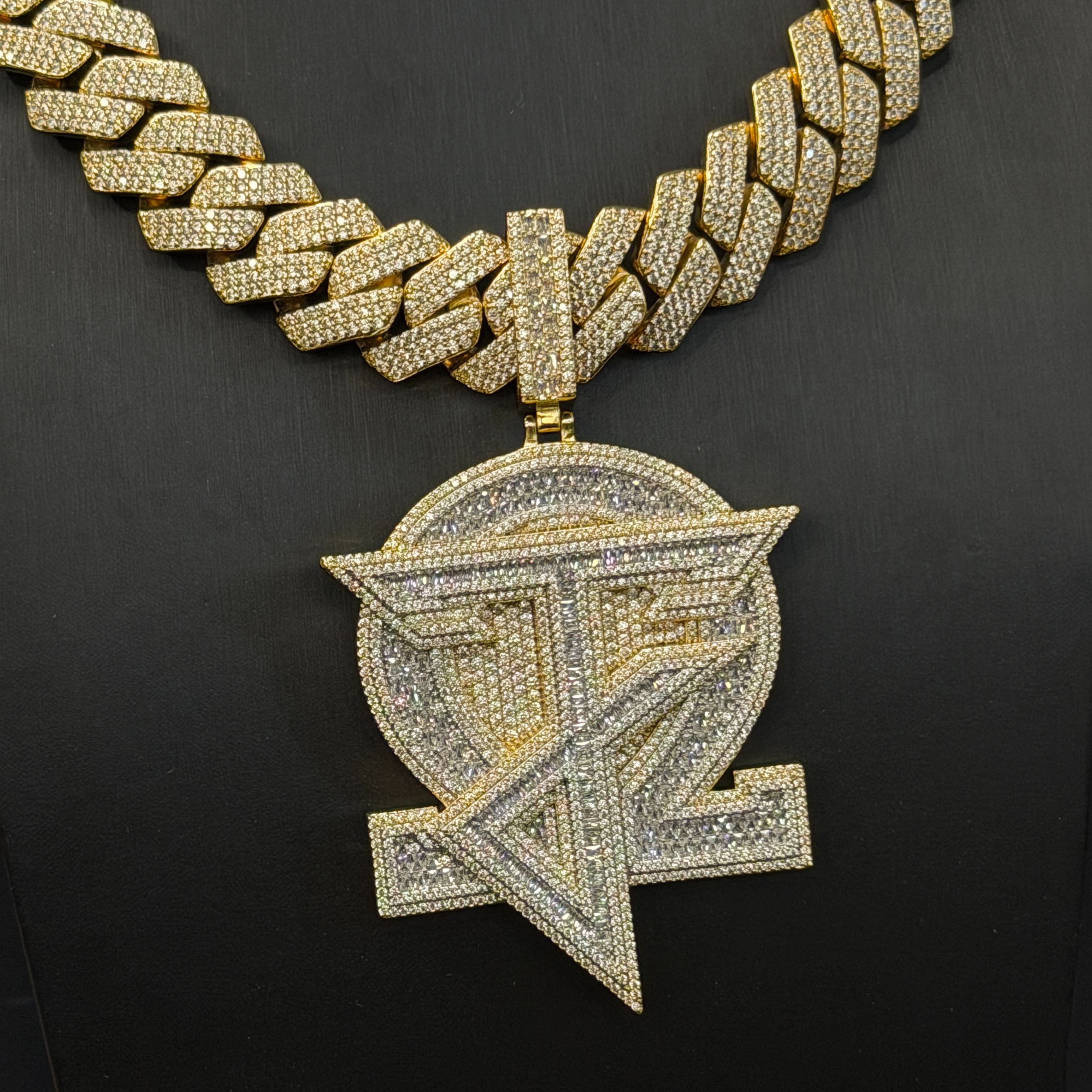 Moissanite Hip Hop Designer Letter Round Pendant