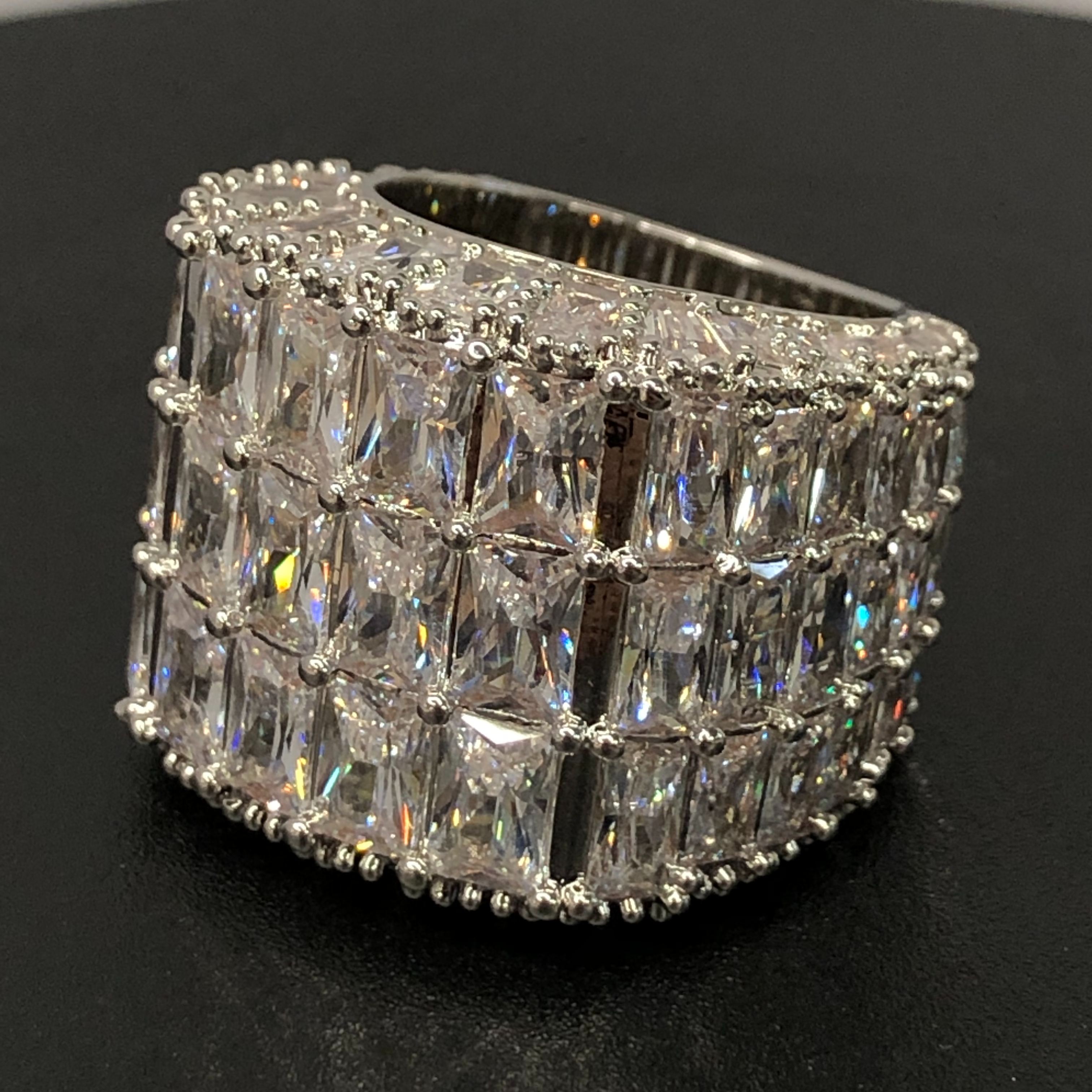 Asscher Cut Men's Chandelier Moissanite Ring