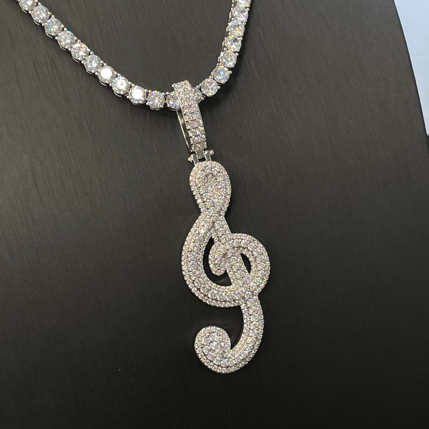 Moissanite Musical Note Pendant