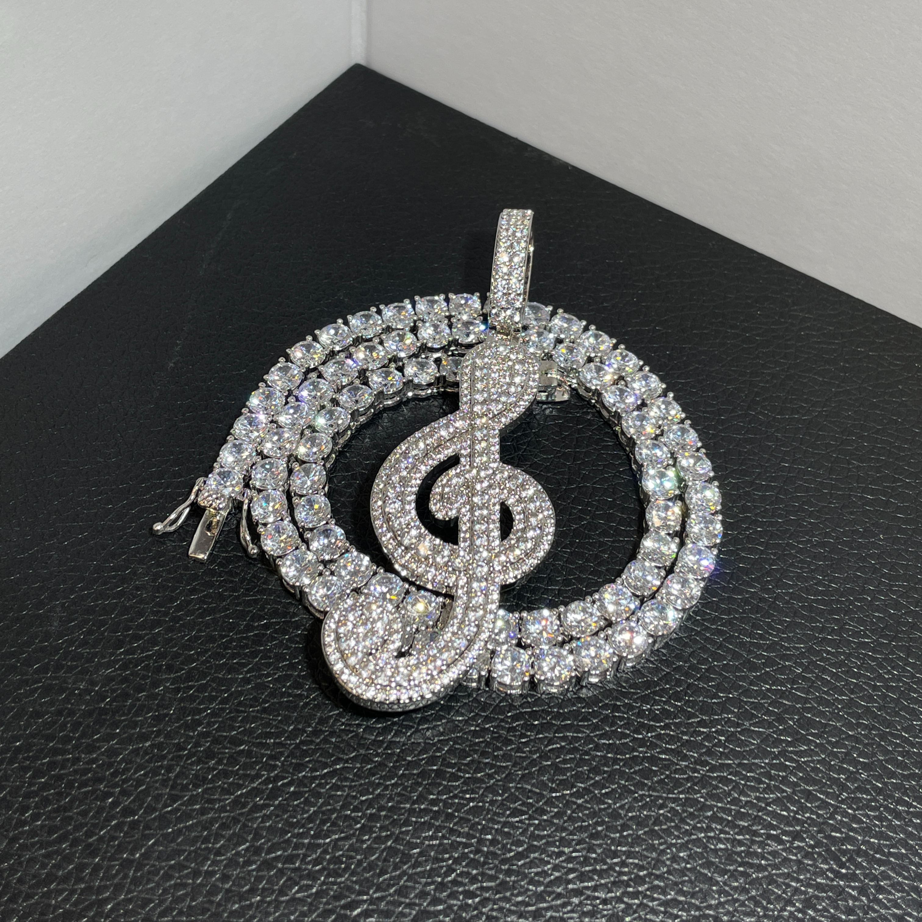 Moissanite Musical Note Pendant