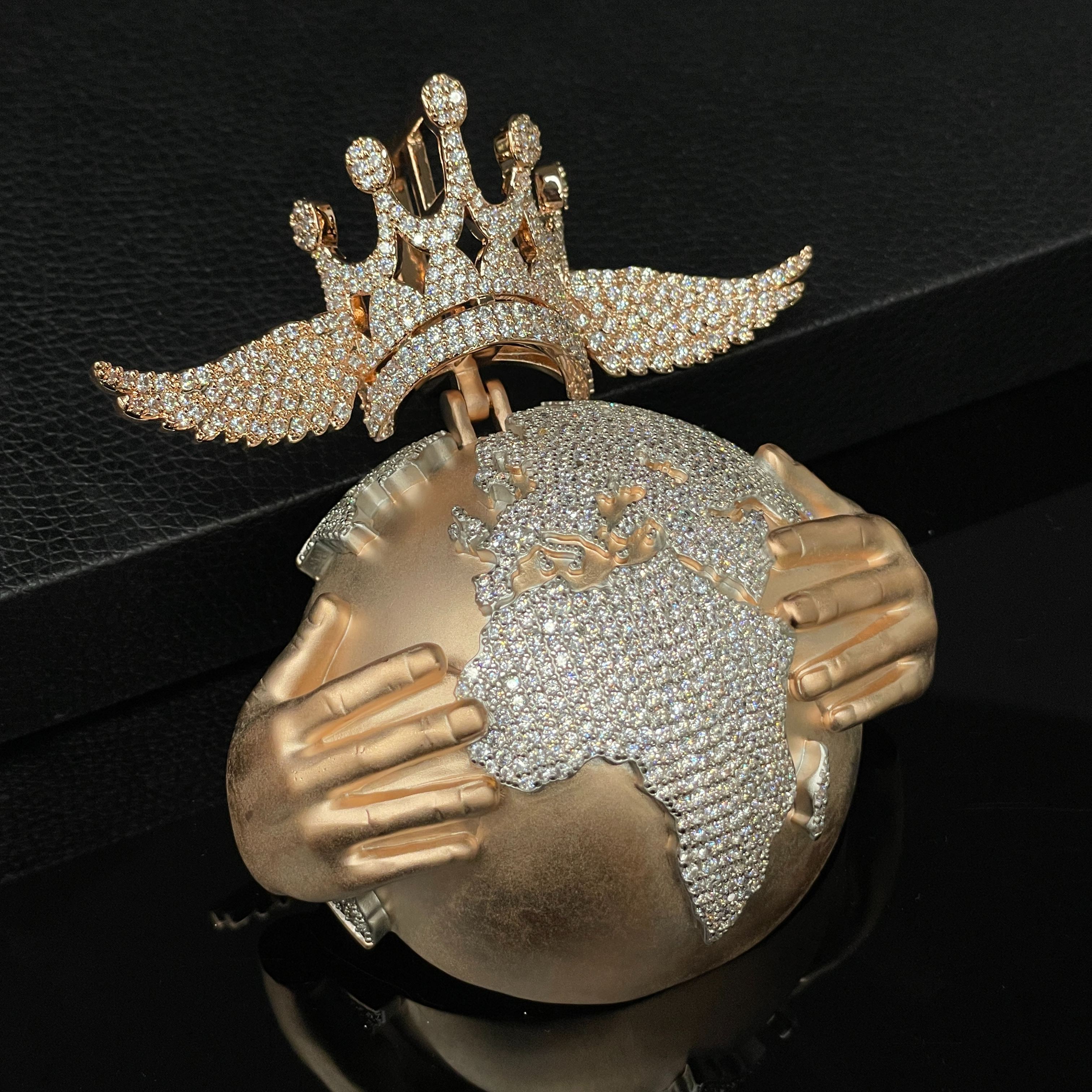 Moissanite Hip Hop Diamond Earth King Pendant