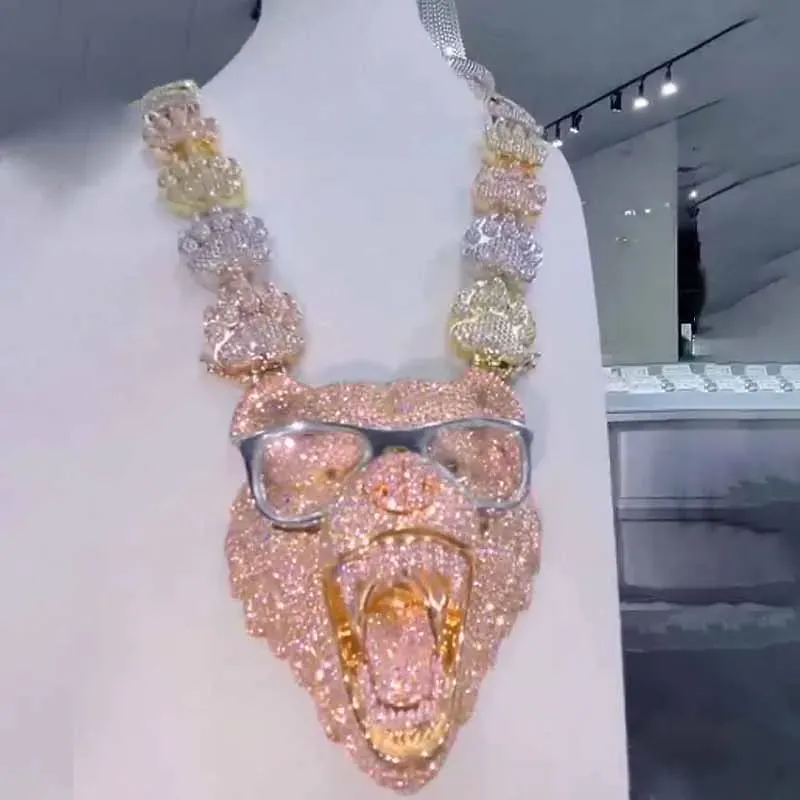 3-D S925 Moissanite Diamond Bear Pendant Paw Prints  Chain