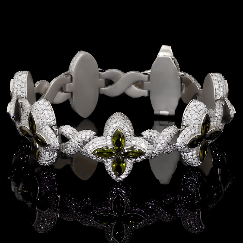 Moissanite Emerald Infinity Lucky Flower Bracelet