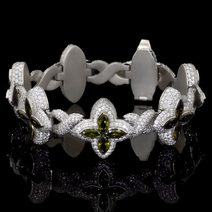 Moissanite Emerald Infinity Lucky Flower Bracelet