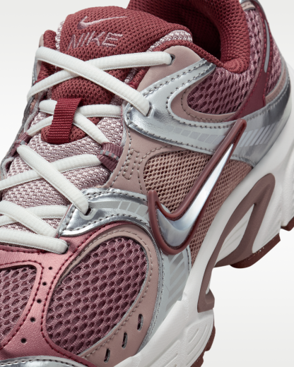 Nike V5 RNR Women's Shoes with Reflective Design Accents - Smokey Mauve/Red Sepia/Malt/Metallic Silver - View 7
