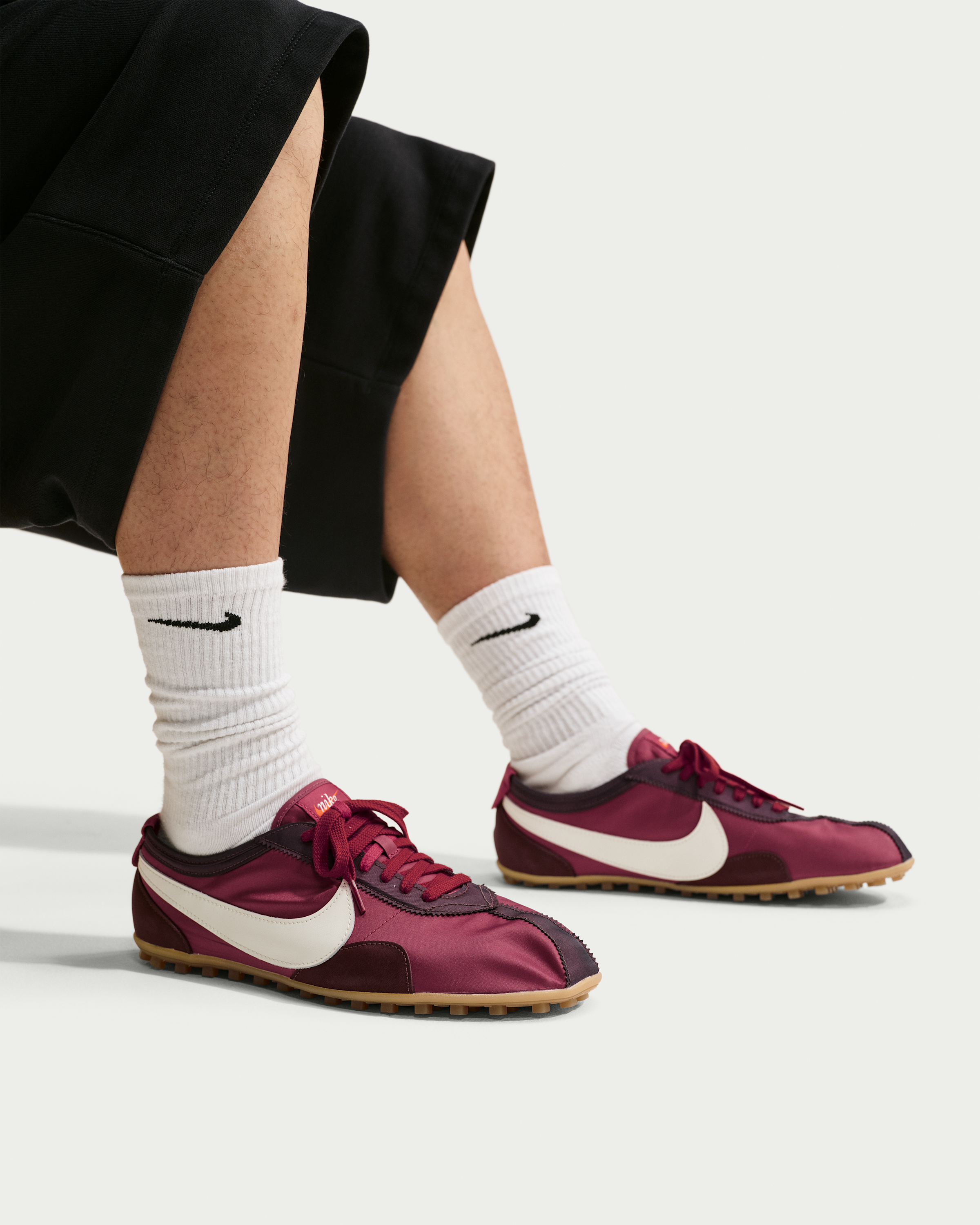 Nike Moon Shoe OG Men's Shoes - Tough Red/Mystic Dates/Gum Light Brown/Sail - View 9