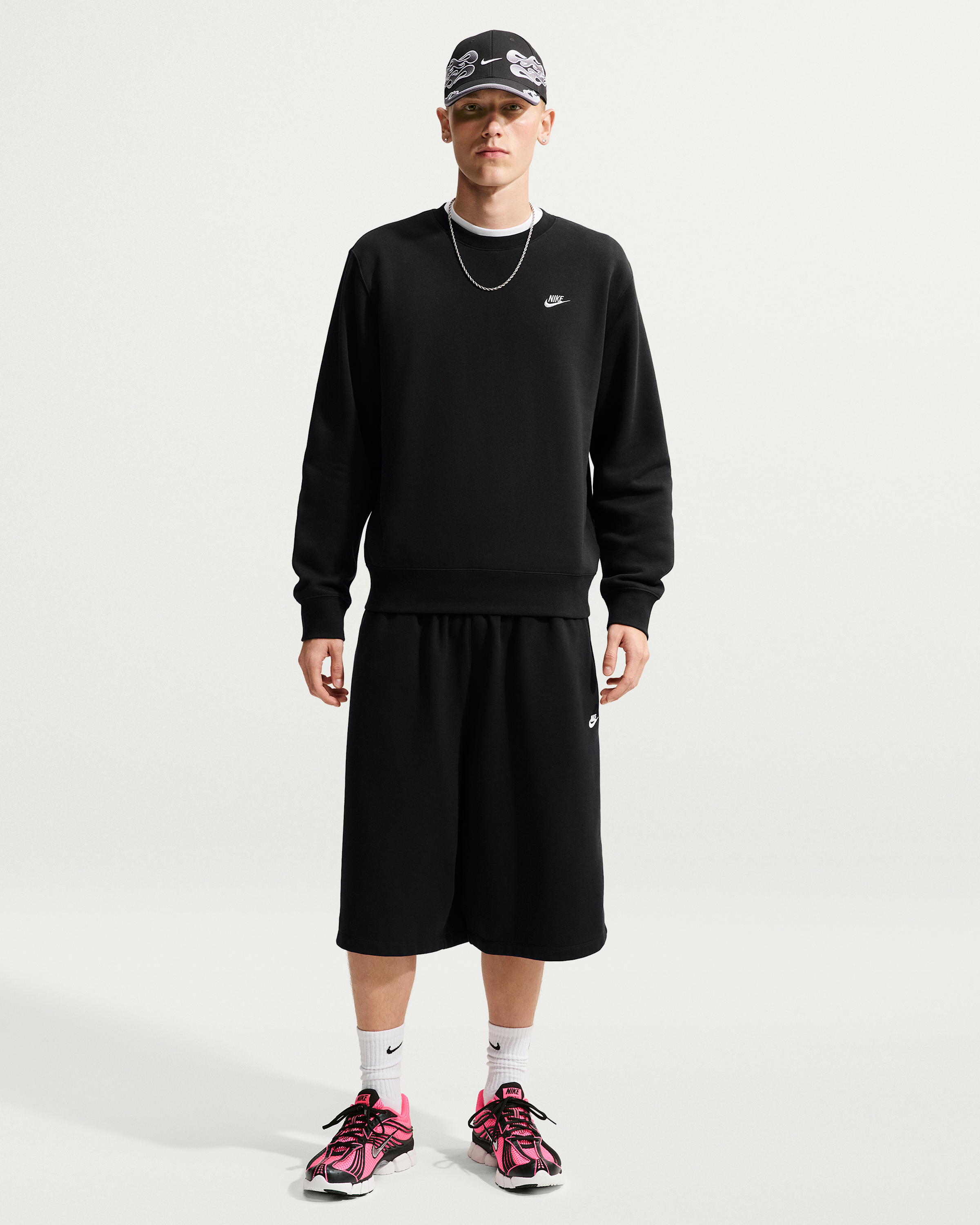 Nike Club Men's Fleece Crew - Black/Metallic Silver - View 4