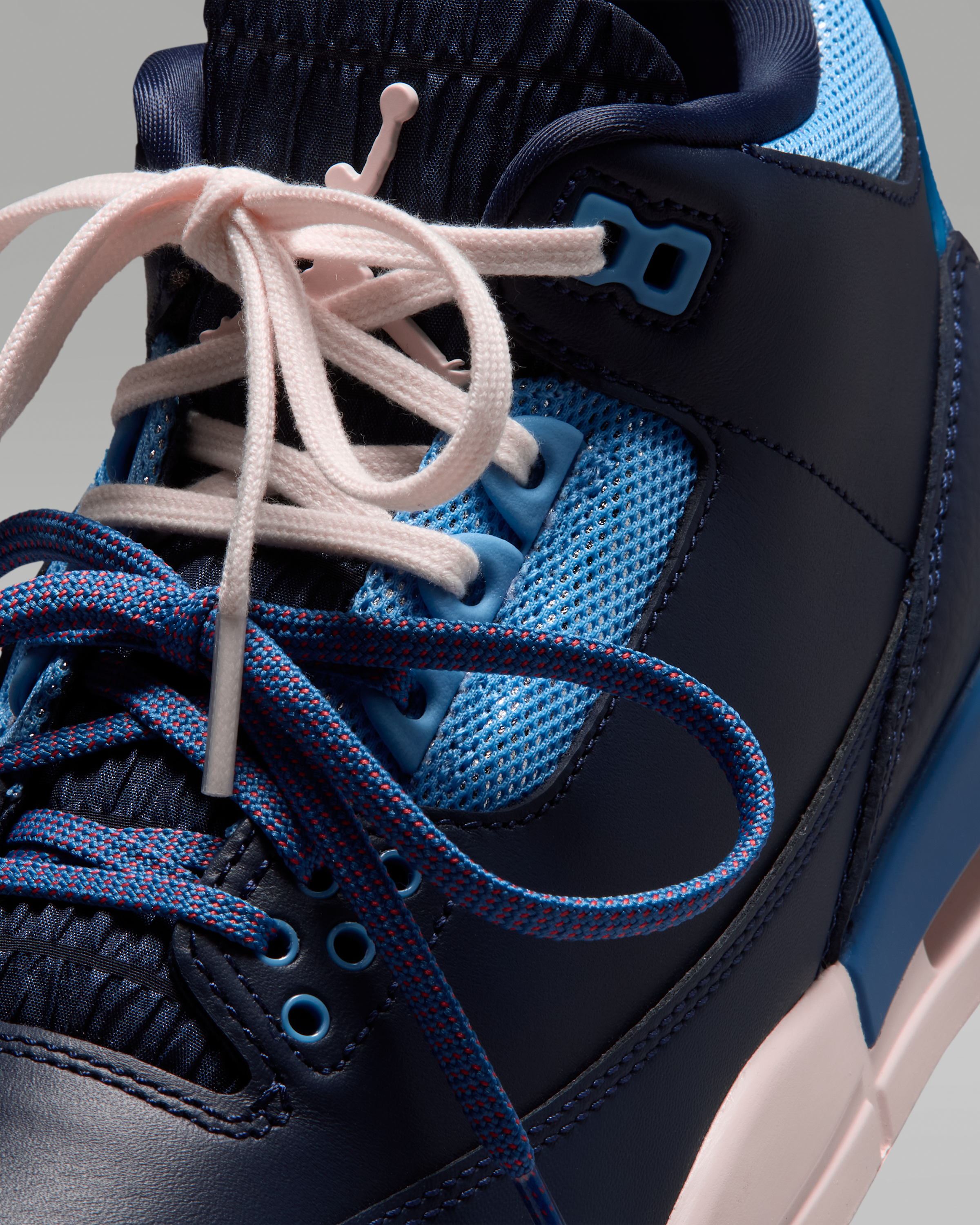 Air Jordan 3 Retro 'Sport Renaissance' Women's Shoes - Obsidian/Track Red/Chalk/Chalk - View 7