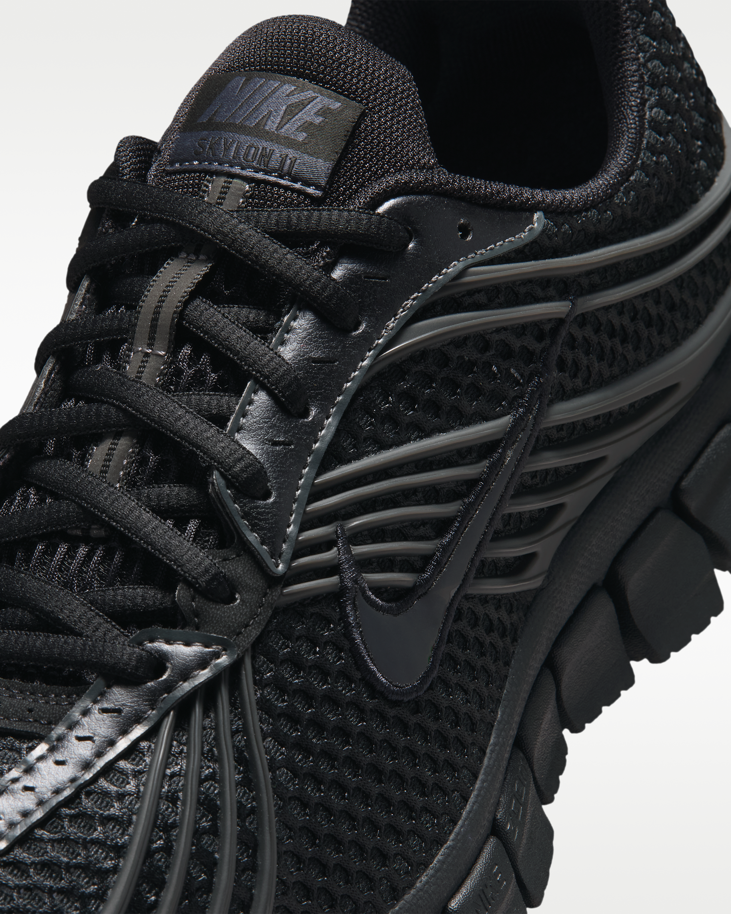 Nike Zoom Skylon 11 Men's Shoes - Black/Anthracite/Black - View 7