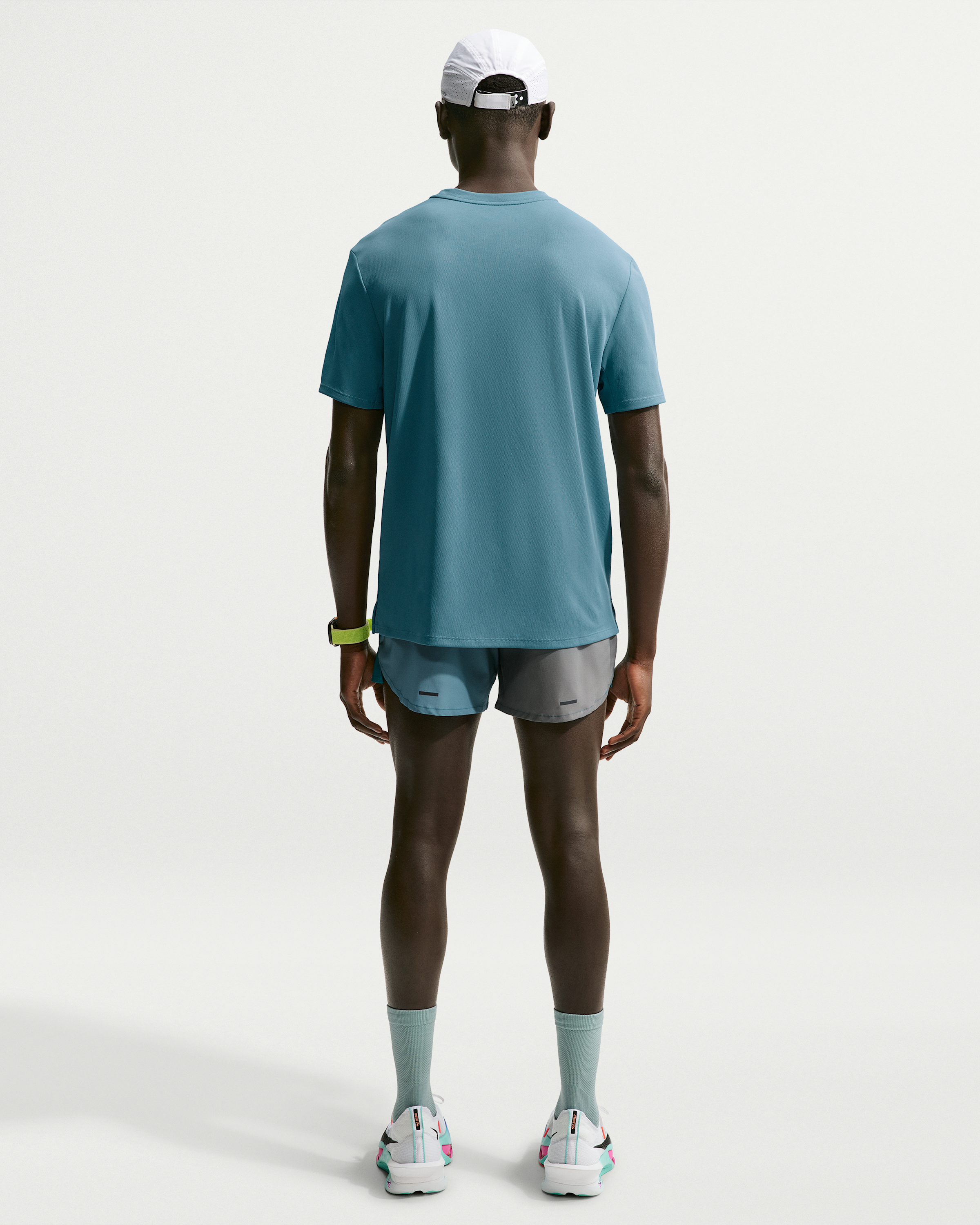Nike Miler Men's Dri-FIT Short-Sleeve Running Top - Smoky Blue - View 5