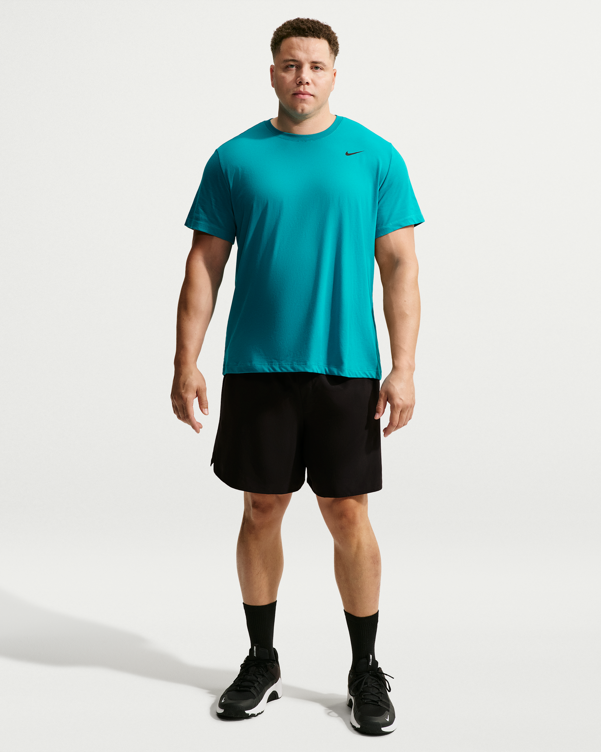 Nike Dri-FIT Men's Fitness T-Shirt - Energy/Black - View 9