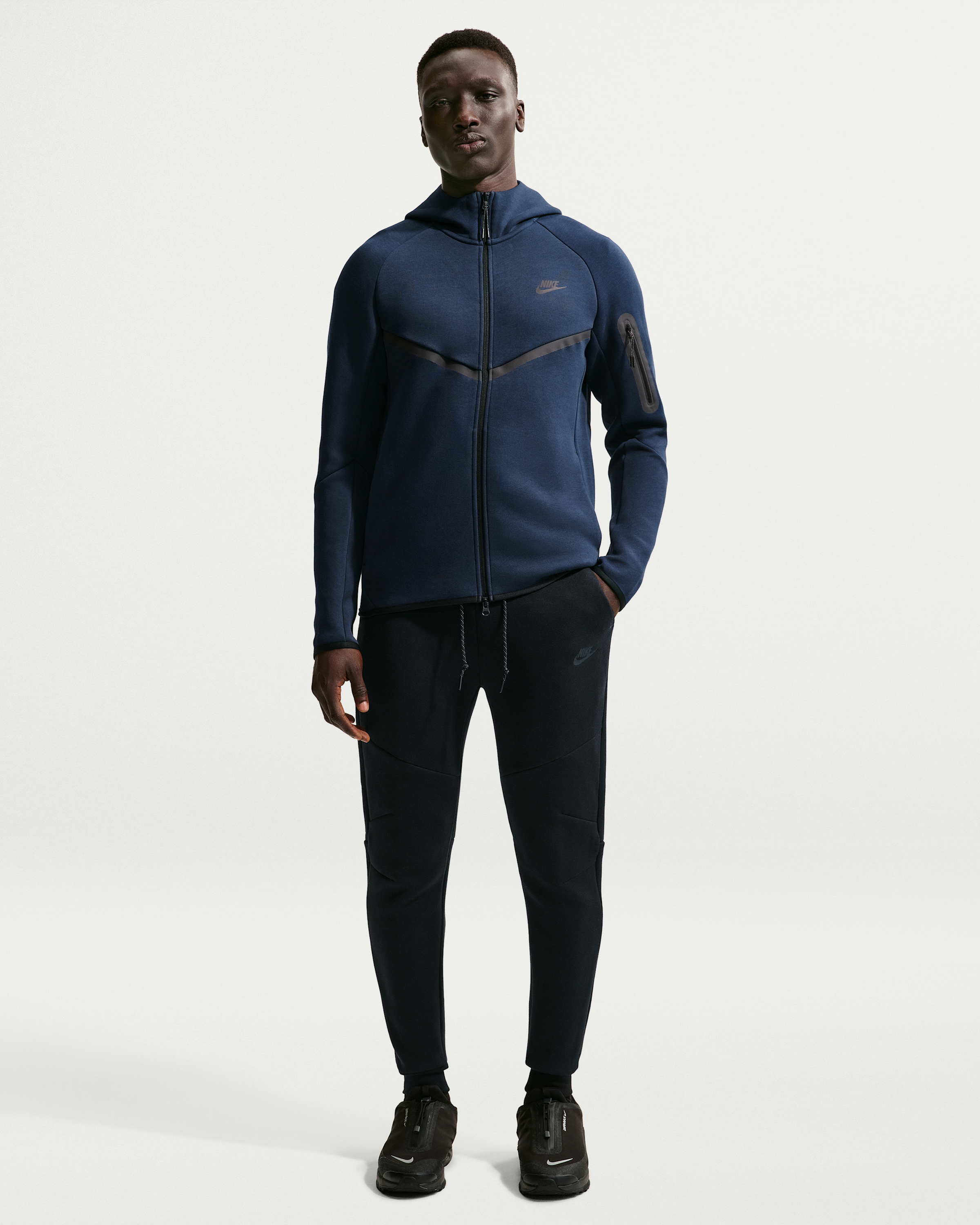 Nike Tech Men's Fleece Joggers - Black/Black - View 1