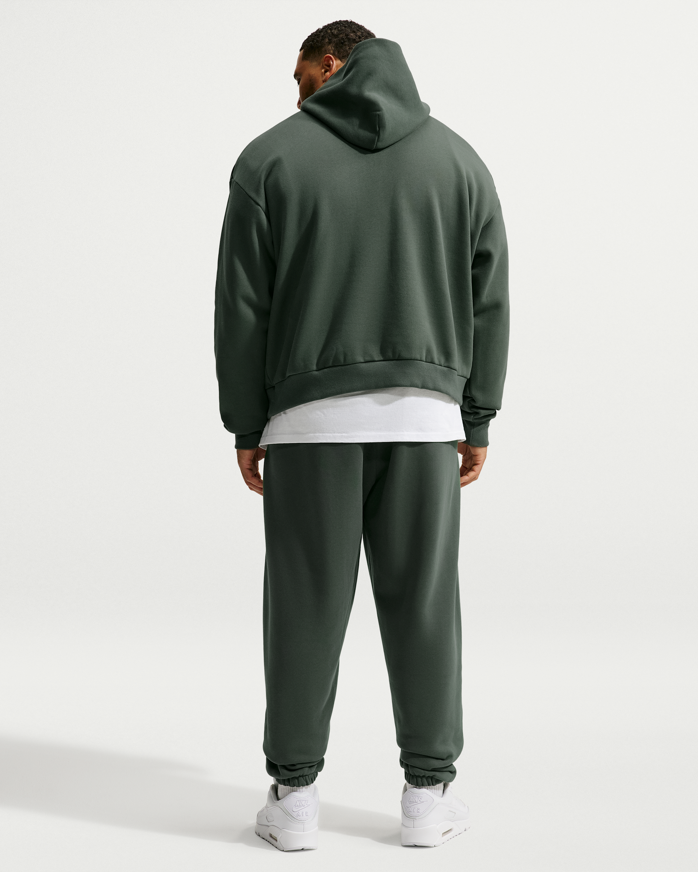 Nike Solo Fleece Men's Cuffed Trousers - Camo Green/Sail - View 11